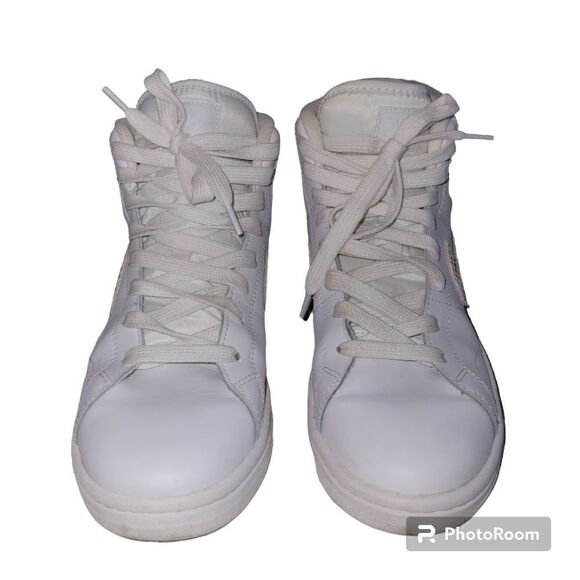 Nike women\'s size 7.5 DD9666-100